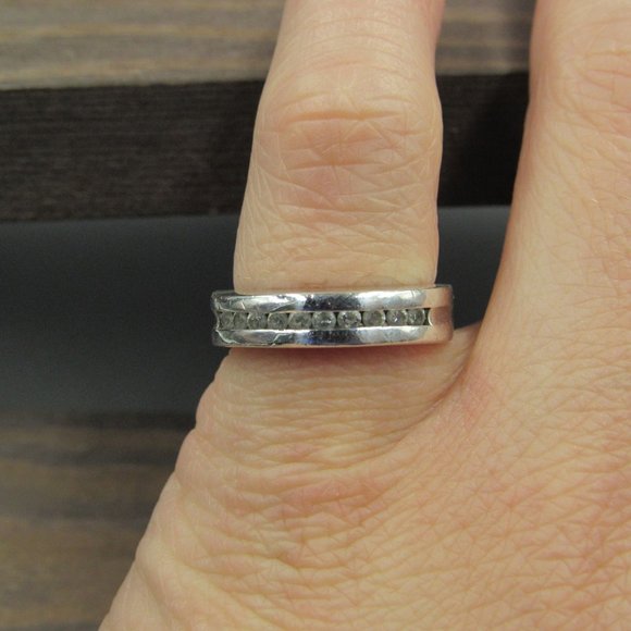 Size 6 Sterling Silver Thick Channel CZ Ring - Picture 3 of 8
